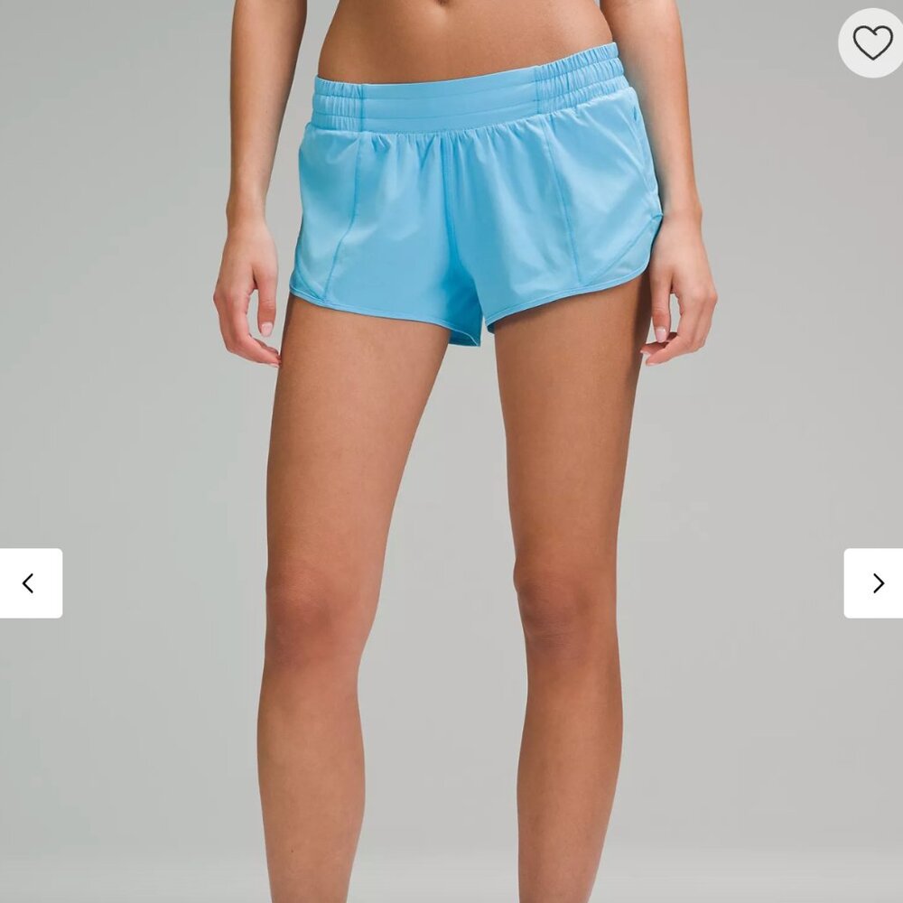 Lululemon Hotty Hot Low-Rise Lined Short 2.5"